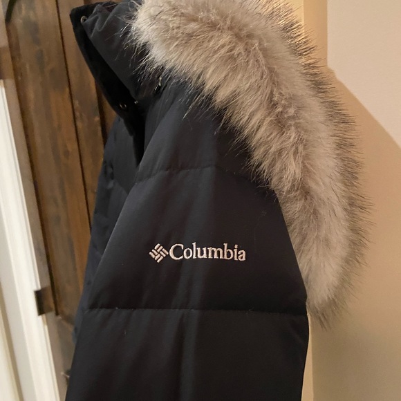 Women’s long fitted winter jacket. Columbia, Dark Navy blue (almost black). - Picture 3 of 5